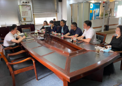 區(qū)科技局領導來我司視察指導